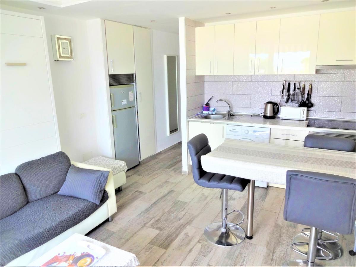 Sunset Apartment With Sea View And Free Wifi In The Heart Of Las Americas Playa de las Americas  Exteriör bild